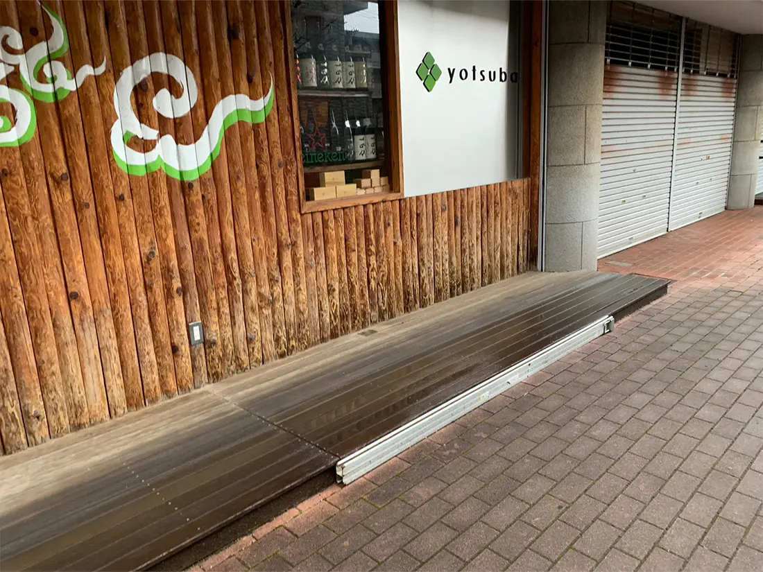 横浜市都筑区店舗テラス席及び外装改修