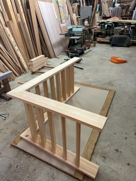 神奈川県横浜市｜マンションエントランスに造作目隠しを設置（コピー機置き場パネル4