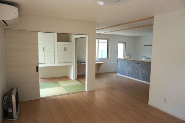 子どもの様子を見ながら家事ができる間取り