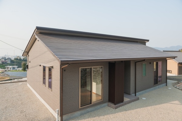 平屋と2階建てはどっちがいい？後悔しない家づくりのポイントを解説-平屋メリット